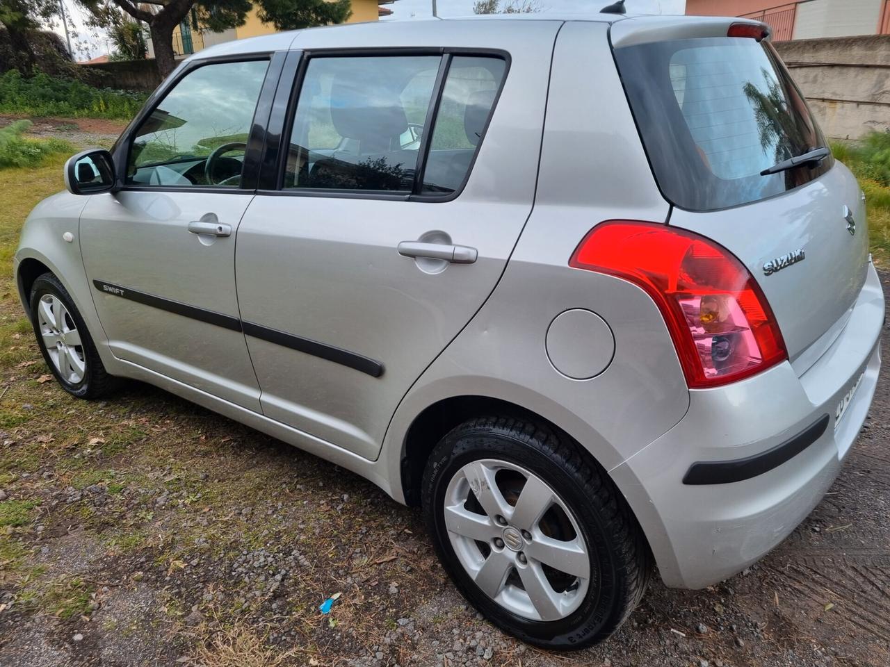 Suzuki Swift 1.3 GPL 5porte 2010