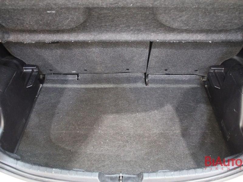 Toyota Yaris Yaris 1.3 5 porte Lounge