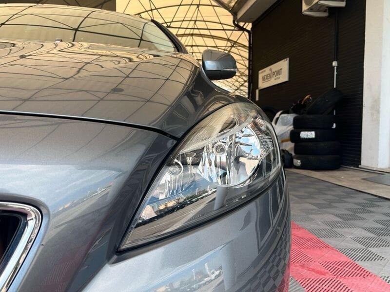 Volvo V40 D2 Geartronic Kinetic