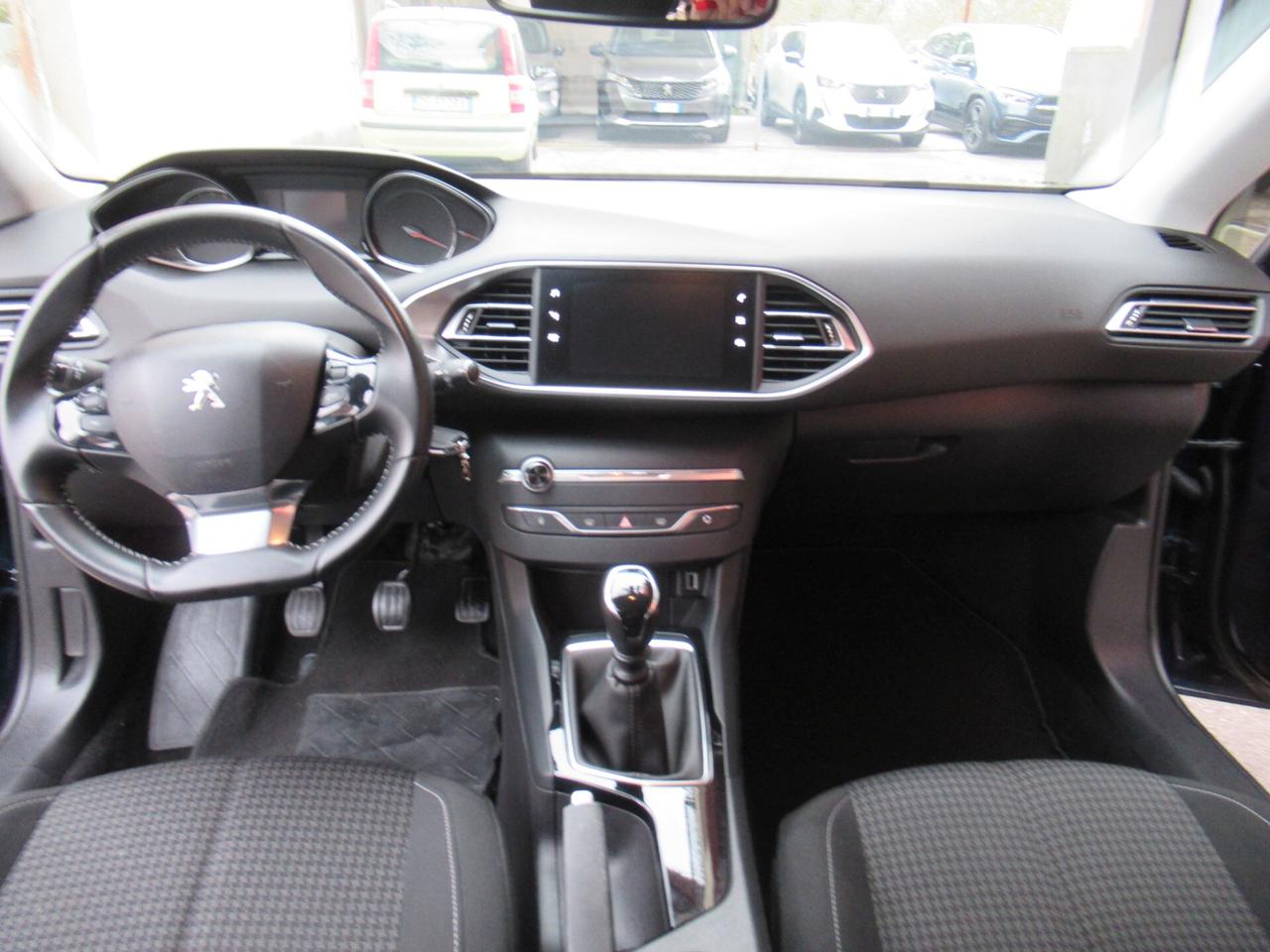Peugeot 308 BlueHDi 130 S&S Business