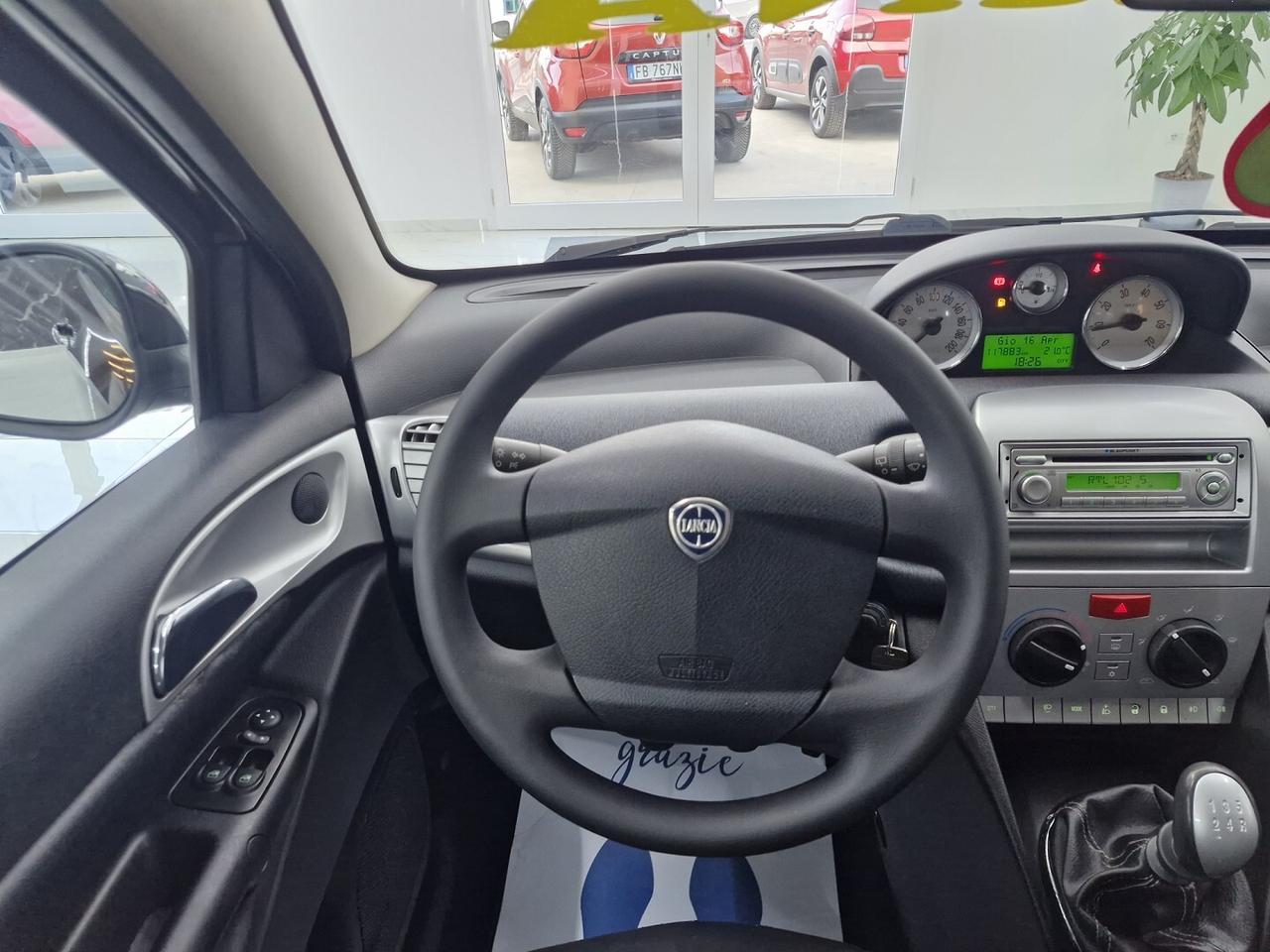 LANCIA YPSILON 1.2 BENZINA 69CV DIVA 100000KM 2011