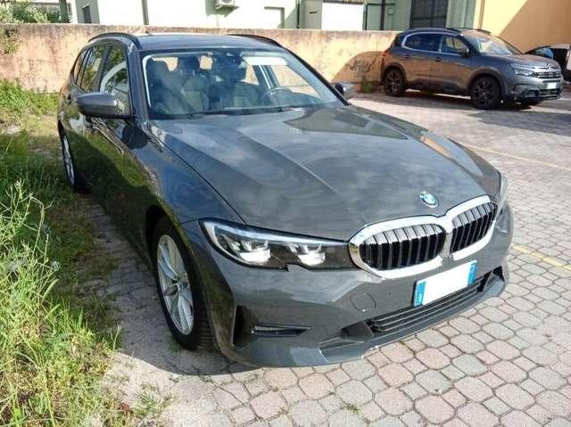 BMW 318 d Touring MHEV 48V Steptronic Business Advantage