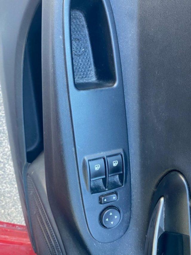 LANCIA Ypsilon 1.2 69 CV 5 porte GPL Ecochic Gold