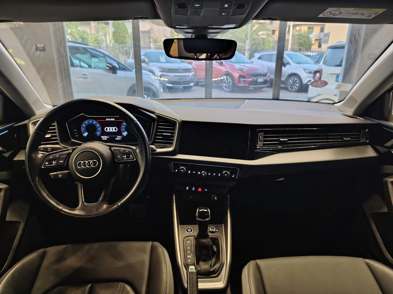 Audi A1 SPB 25 TFSI design luxury