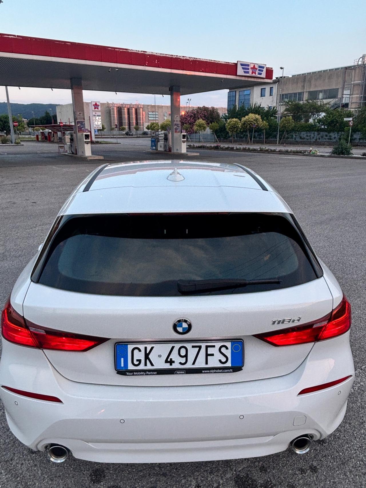 Bmw 118 118 d 5p. Business Advantage