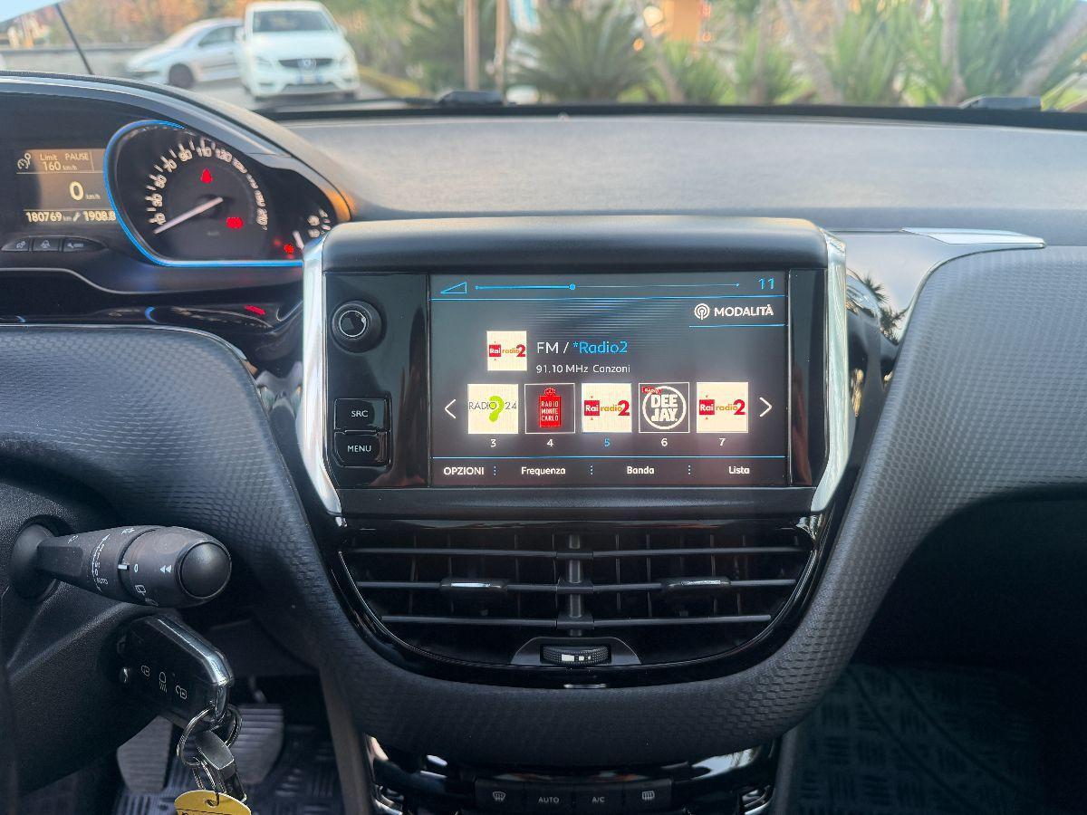 PEUGEOT - 2008 - BlueHDi 120 S&S Allure