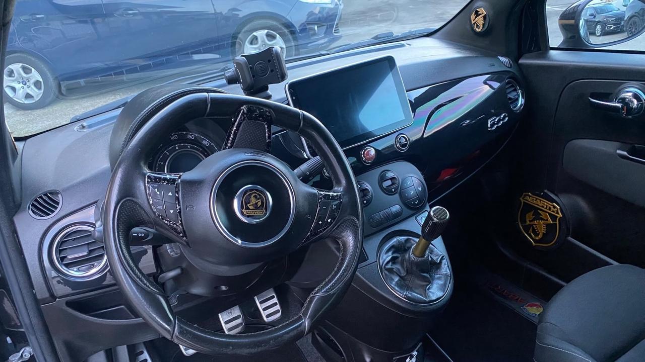 Abarth 500 1.4 Turbo T-Jet Custom