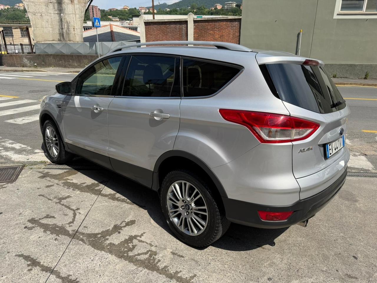 Ford Kuga 2.0 TDCI 140 CV Titanium