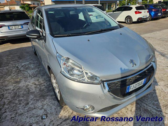 PEUGEOT 208 1.4 8V HDi 68CV 5p. Allure