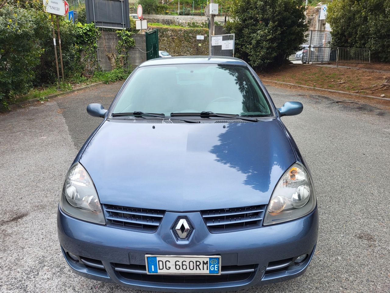 Renault Clio 1.2 16V 5 porte 4U Pack