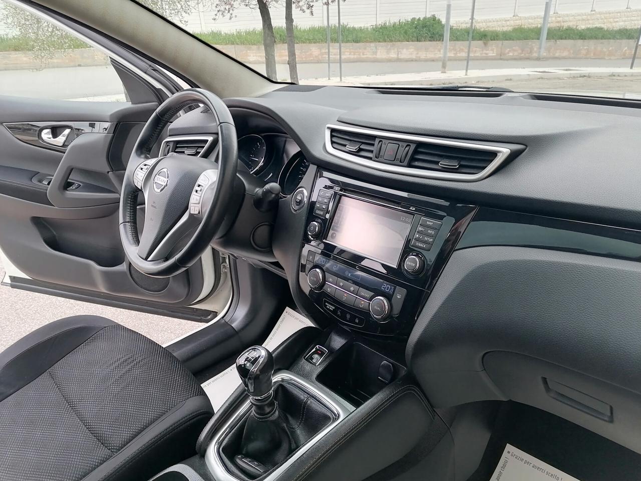 Nissan Qashqai 1.5 dCi TEKNA TETTO PANORAMICO 2017