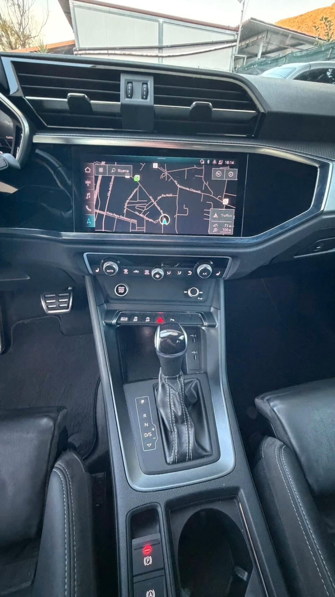 Audi Q3 S LINE
