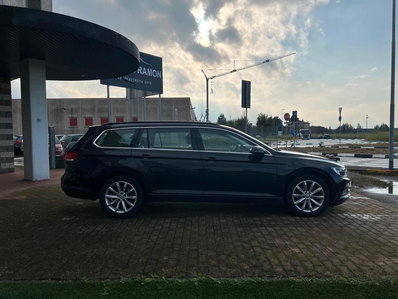 Volkswagen Passat Variant 2.0 TDI DSG Executive BlueMotion Tech.