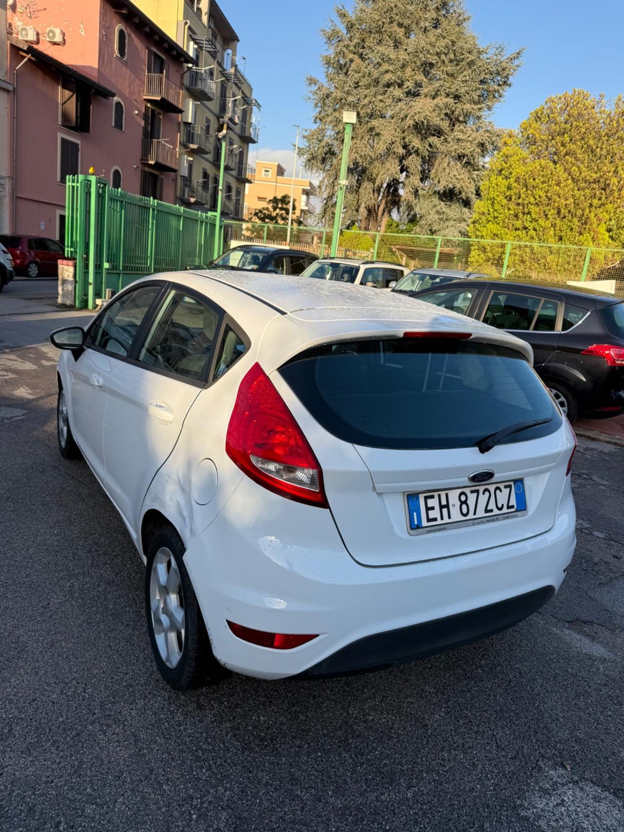 Ford Fiesta Ikon 1.4 16V 5p.Bz.- GPL Business
