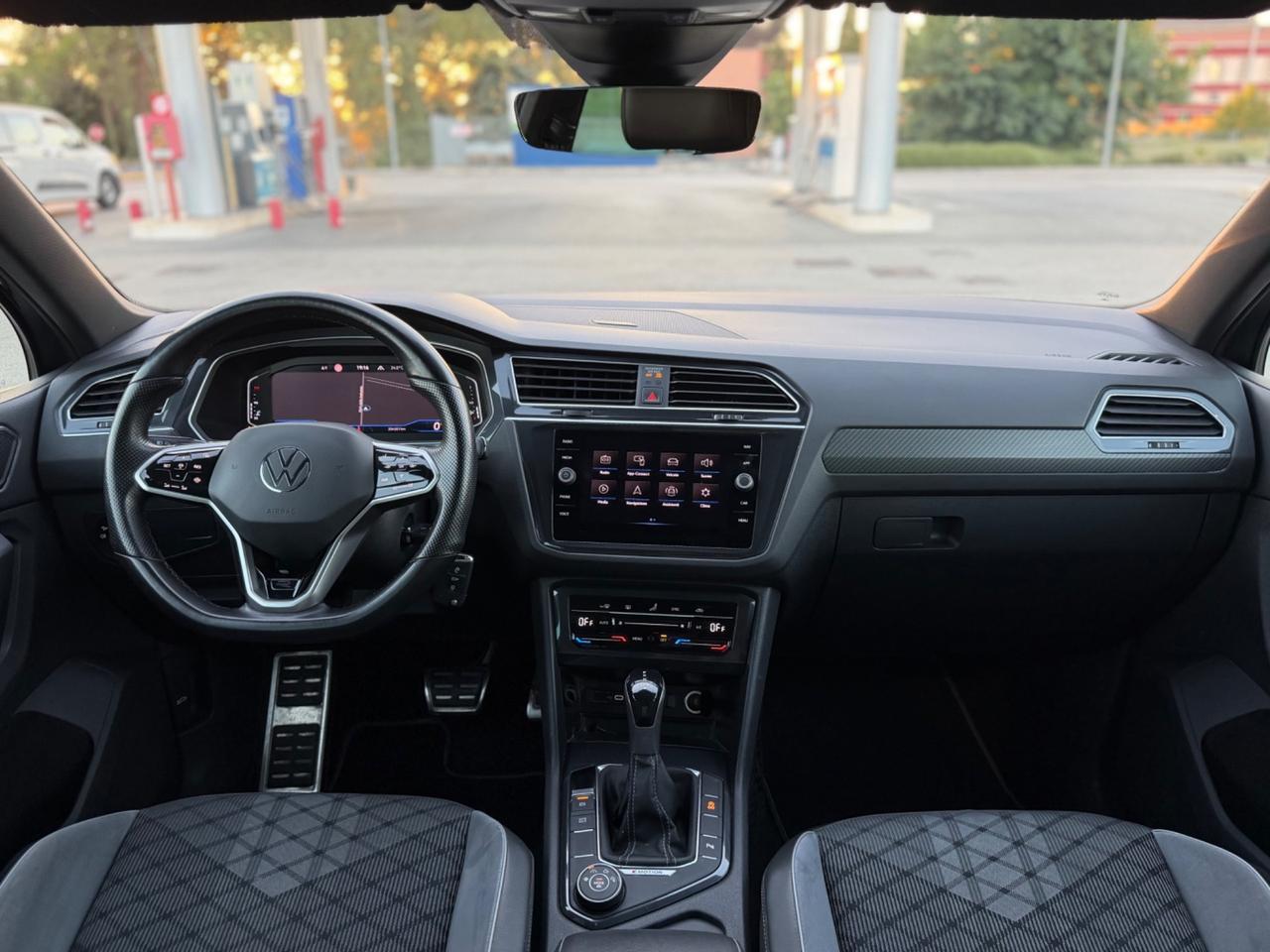Volkswagen Tiguan 2.0 TDI 150 CV DSG 4MOTION R-Line