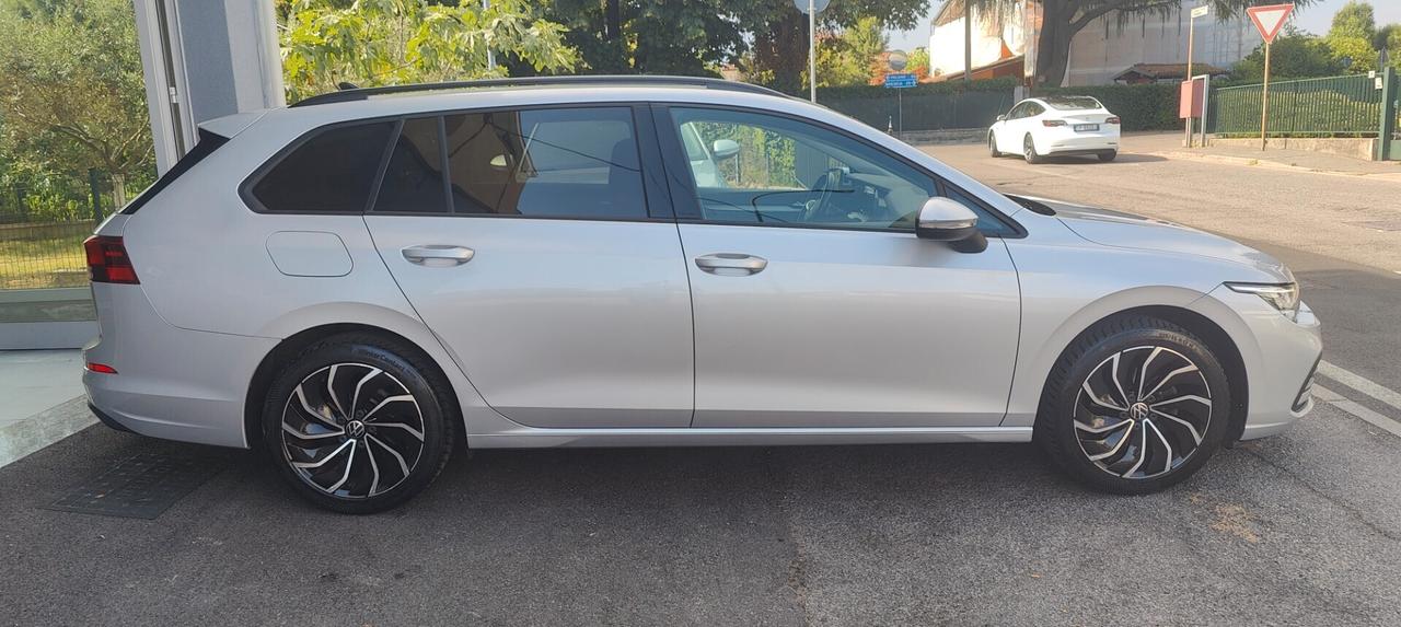 Volkswagen Golf Variant 1.5 TGI DSG Life