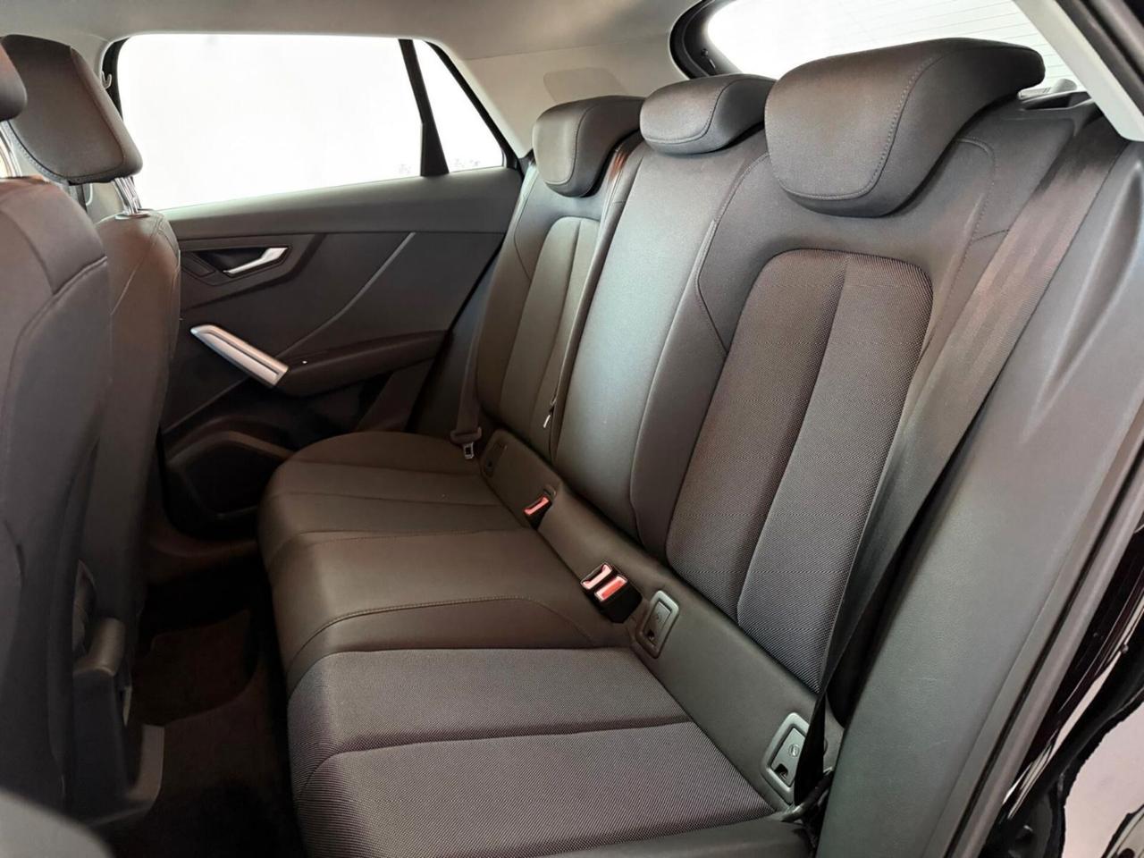 Audi Q2 30 TFSI Business