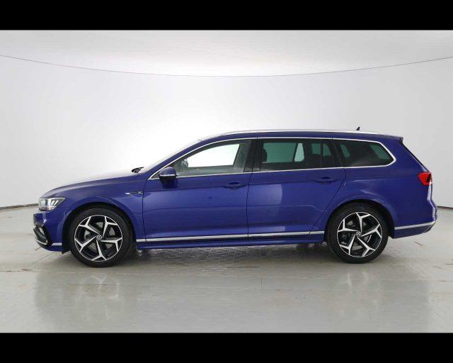 VOLKSWAGEN Passat Variant 2.0 TDI SCR EVO DSG Executive