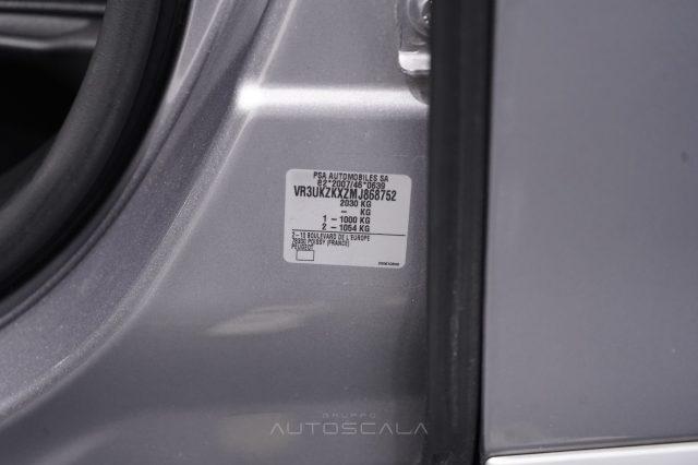 PEUGEOT 2008 motore elettrico 136cv GT