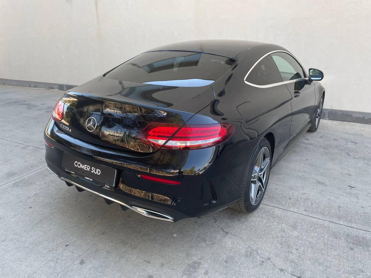 Mercedes-Benz Classe C-C205 2018 Coupe - C Coupe 220 d Premium auto