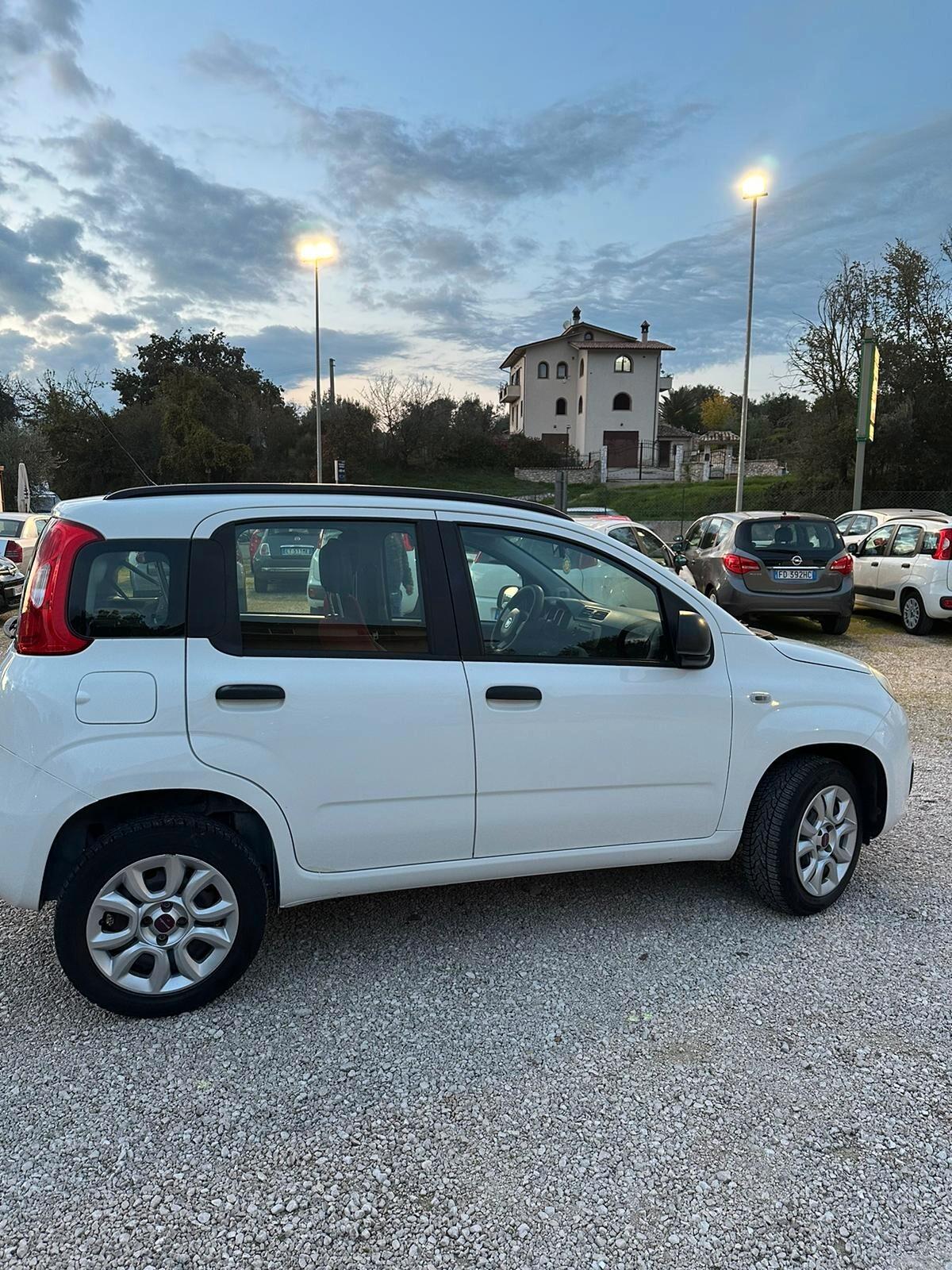 Fiat Panda 0.9 TwinAir Turbo Natural Power Lounge