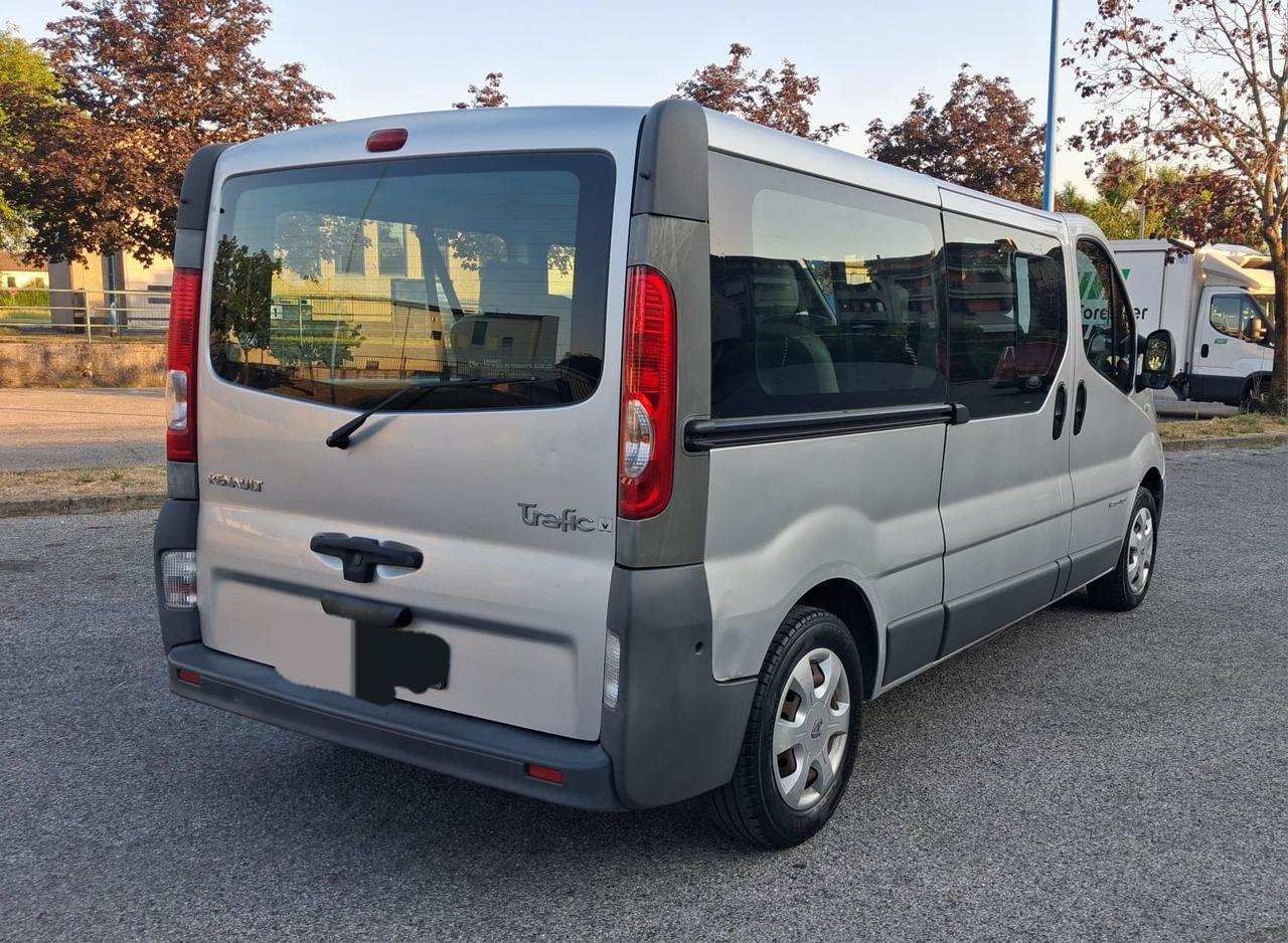 Renault Trafic T29 2.0 dCi/115 PC-TN Passenger Pack