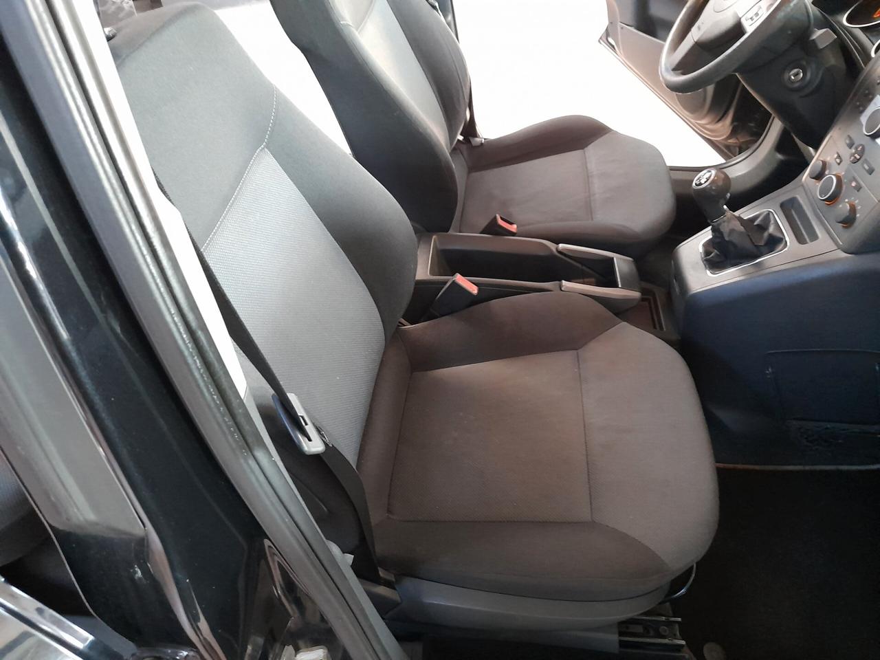 Opel Zafira 1.6 16V Twinport Cosmo