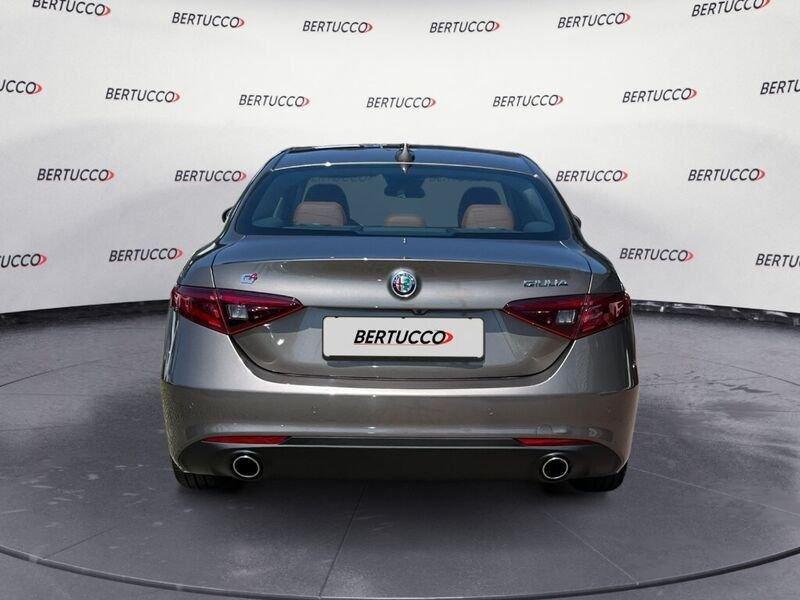 Alfa Romeo Giulia 2.2 Turbodiesel 180 CV Super