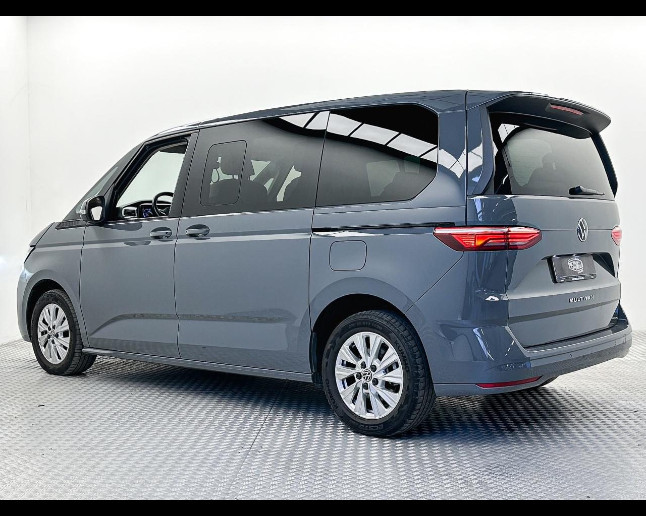 VOLKSWAGEN Multivan 7ª '21-> - Multivan 2.0 TDI 150CV DSG Space