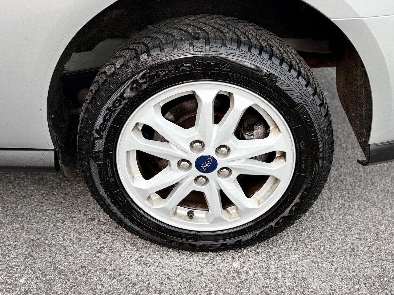 Ford Tourneo Connect 1.5 EcoBlue S&S 120 CV 5 Post