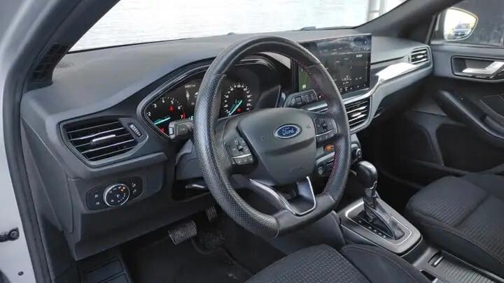 Ford Focus 1.0 EcoBoost Hybrid 155 CV SW ST-Line X