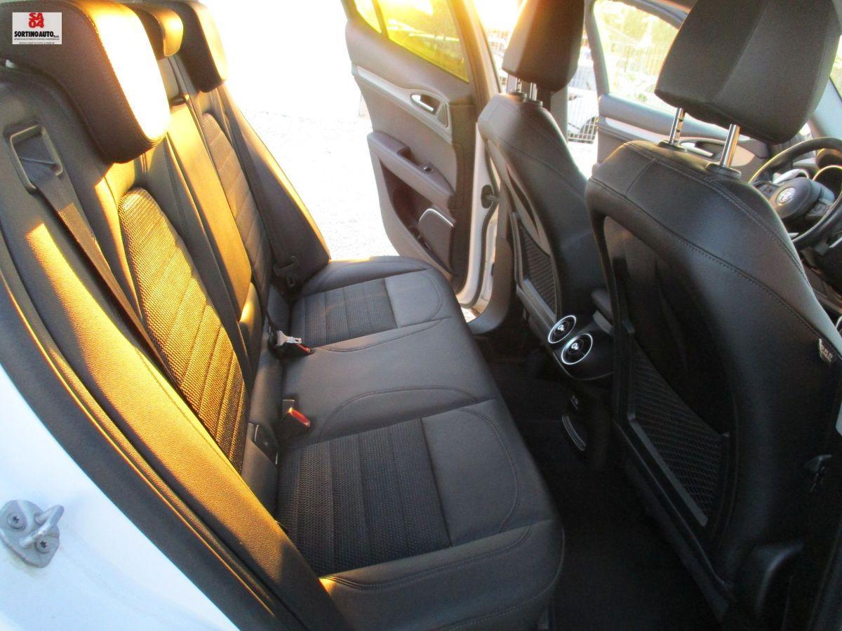 A.R.Stelvio 2.2 T.diesel 190CV AT8 Q4 SPRINT 2021