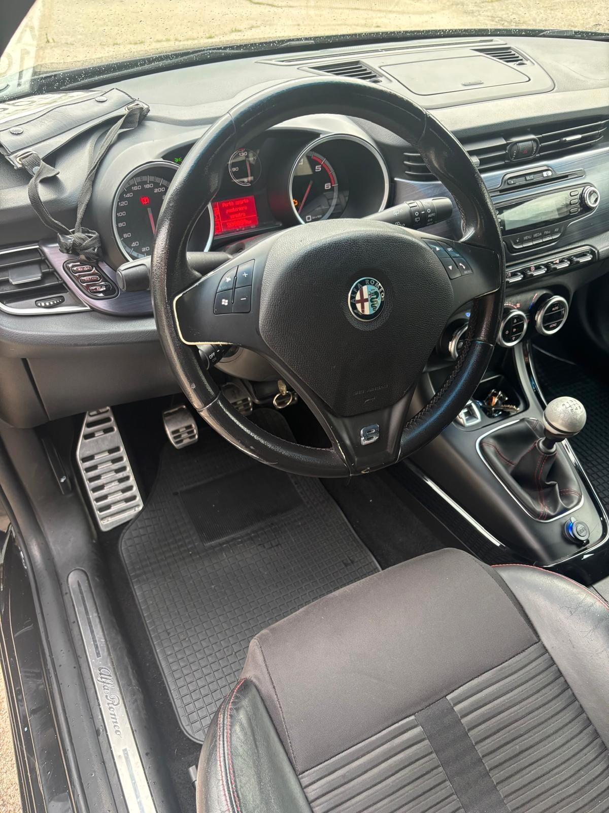 Alfa Romeo Giulietta 1.6 JTDm-2 105 CV Distinctive