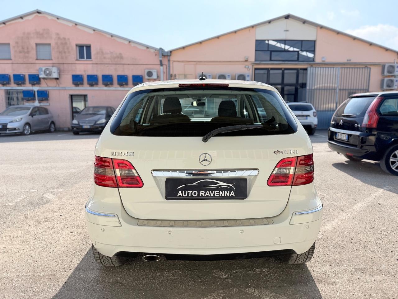 Mercedes-benz B 200 CDI Premium neopatentati