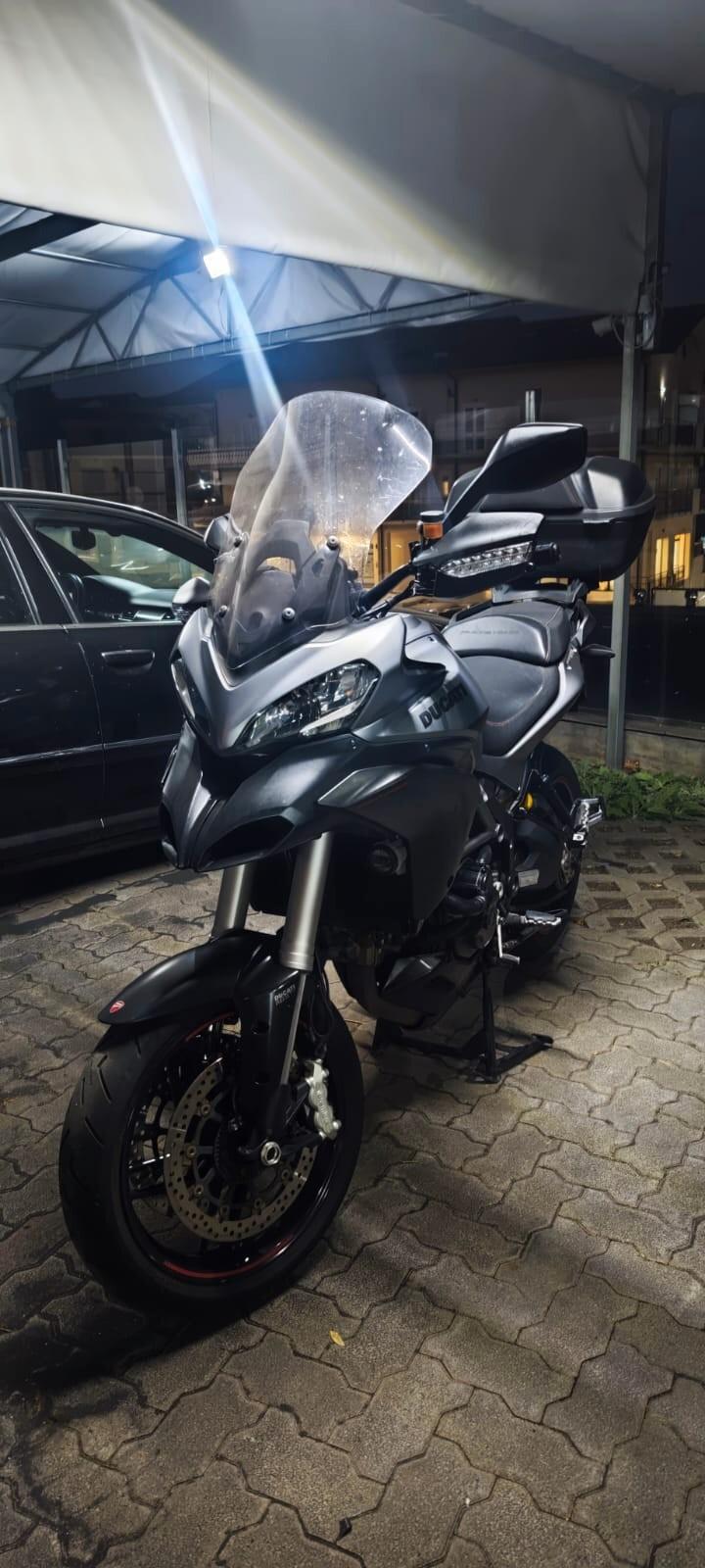 Ducati Multistrada 1200 S Touring