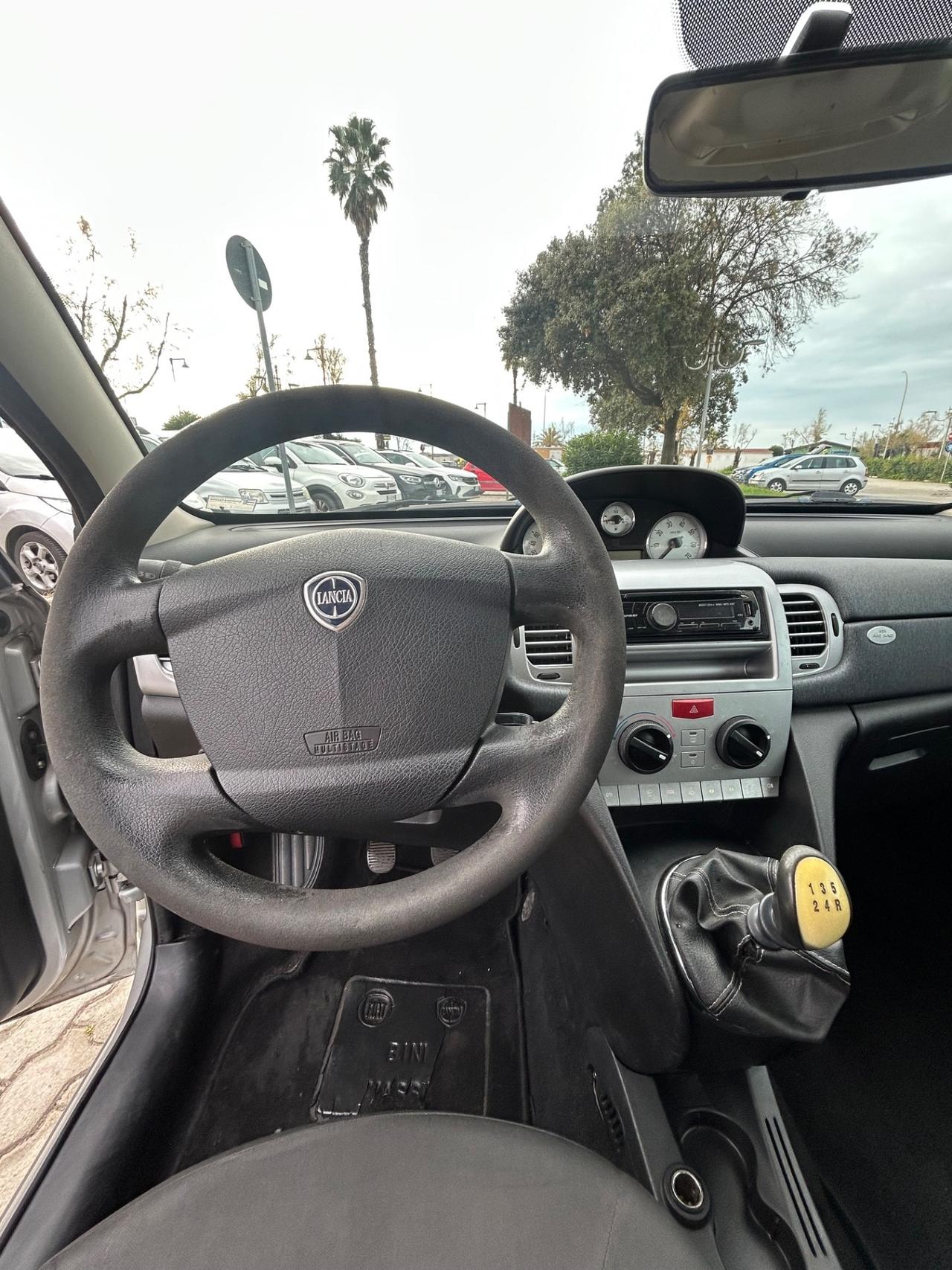 Lancia Ypsilon 1.4 Platinum Ecochic GPL