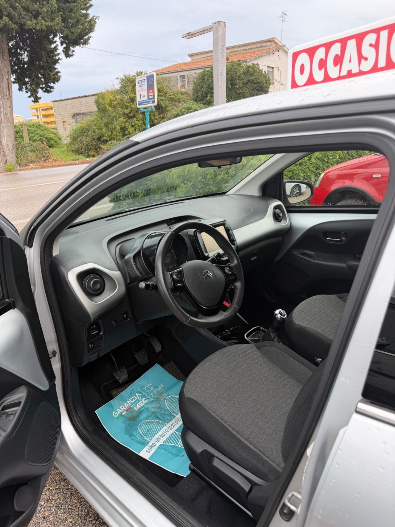 Citroen C1 1.0 VTi Shine 2015 + E-BIKE INCLUSA