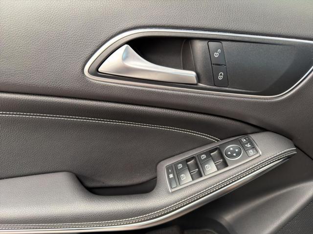 MERCEDES-BENZ GLA 180 Sport