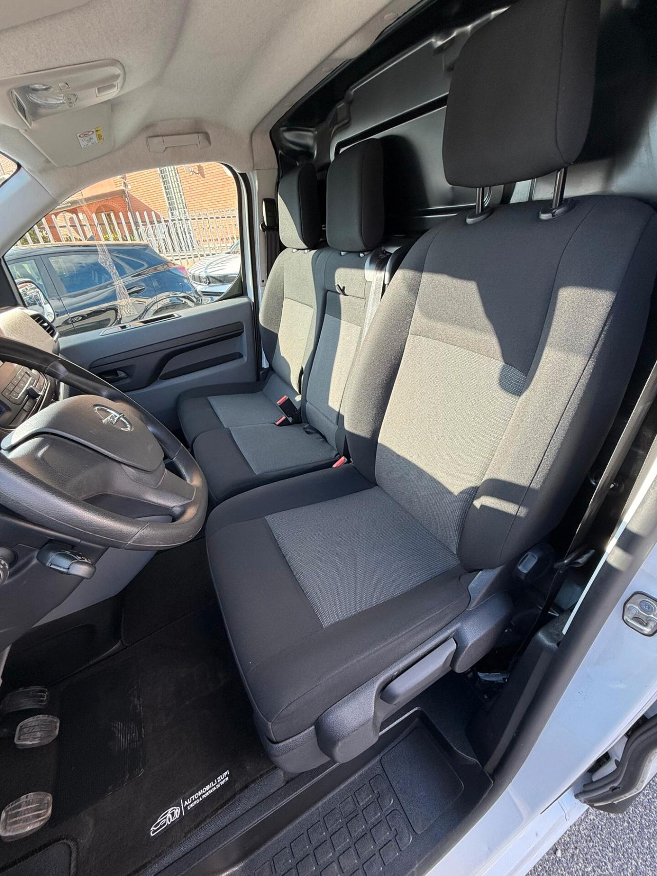 OPEL VIVARO 120cv *DOPPIA PORTA LATERALE*