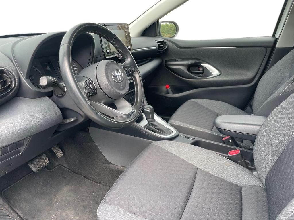 Toyota Yaris 1.5 hybrid Active
