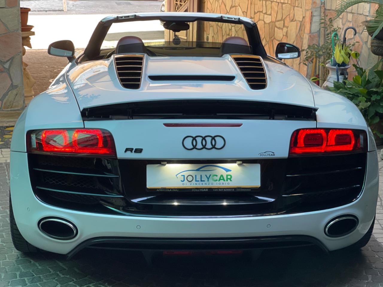 Audi R8 Spyder 5.2 V10 FSI quattro R tronic