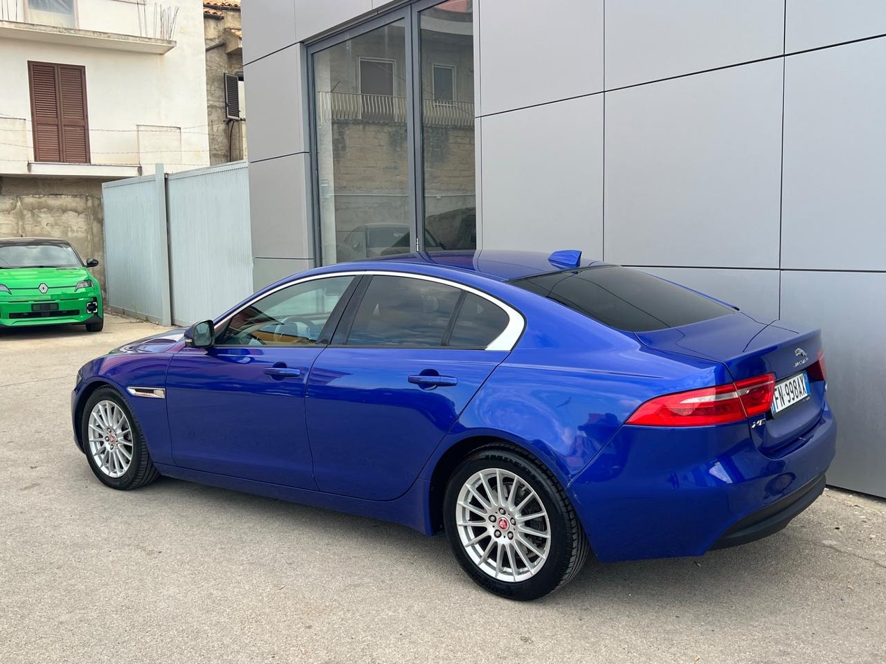 Jaguar XE 2.0d i4 Prestige 163cv auto