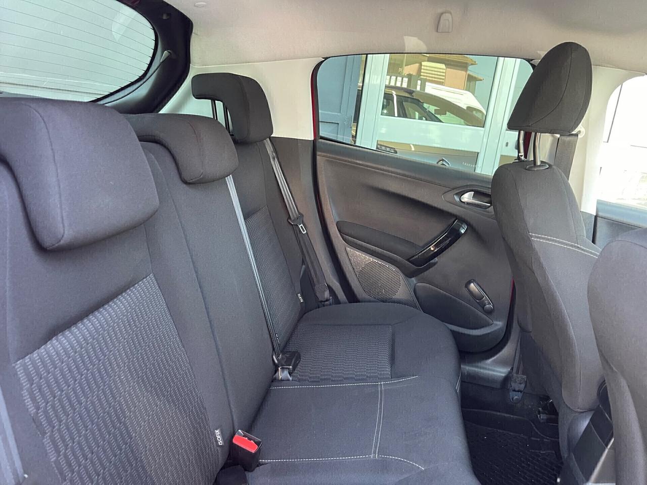 Peugeot 208 PureTech 82 5 porte Allure - Tutto incluso