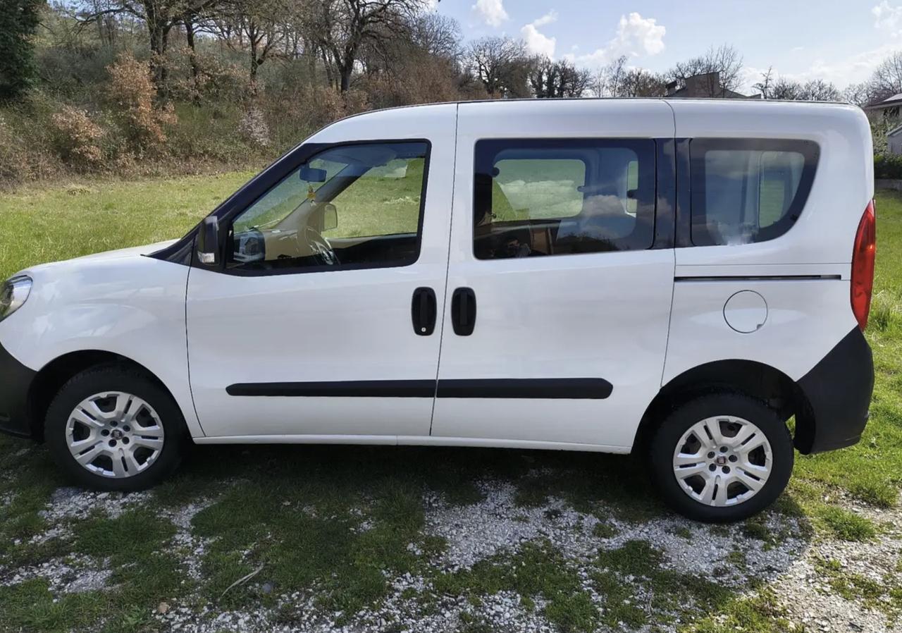 Fiat Doblo Doblò 5 P N1 con CarPlay e telecamera posteriore