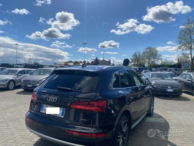 AUDI Q5 45 TDI quattro tiptronic Business Design