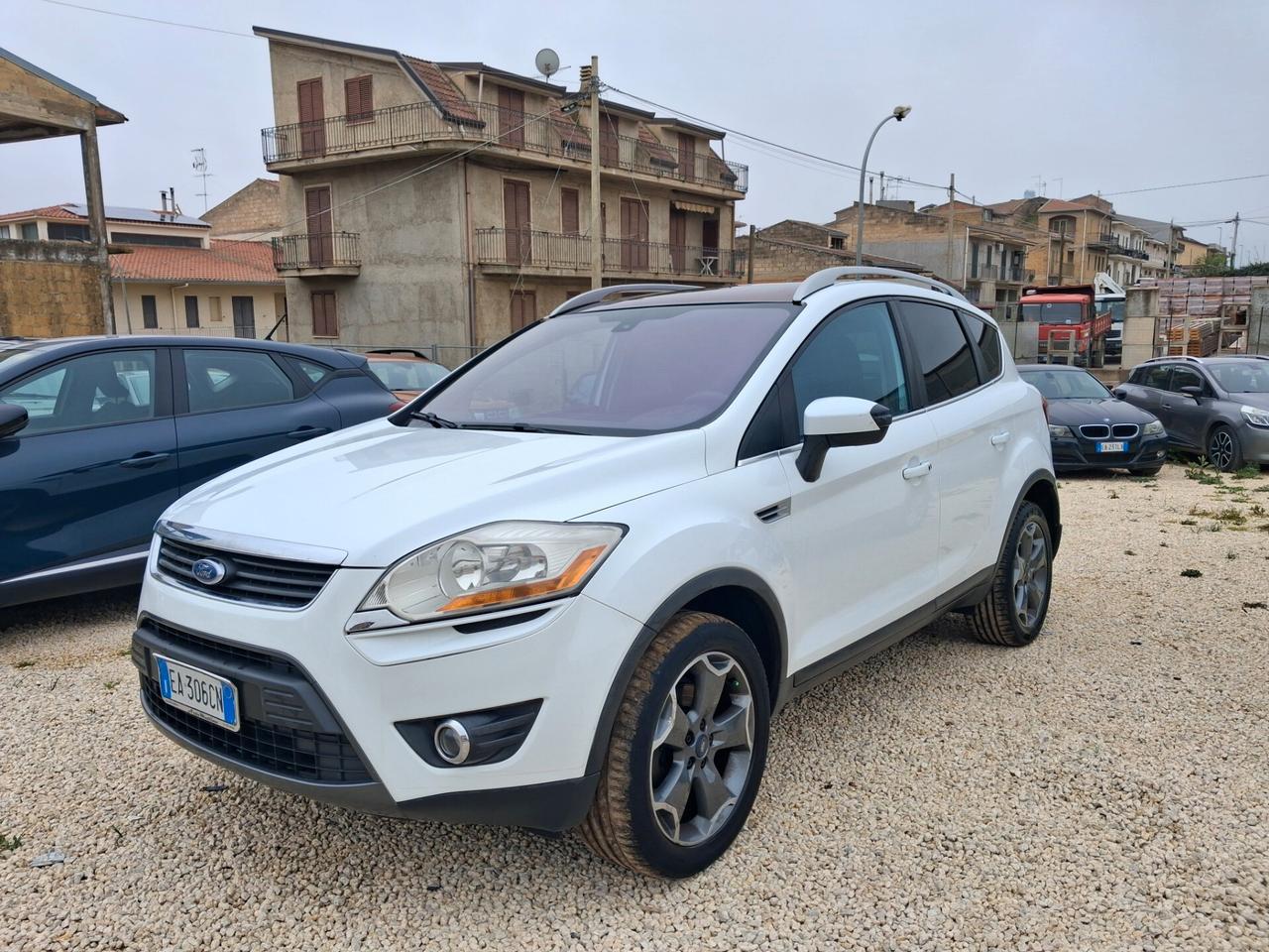 Ford Kuga 2.0 TDCi 136 CV 4WD Titanium DPF