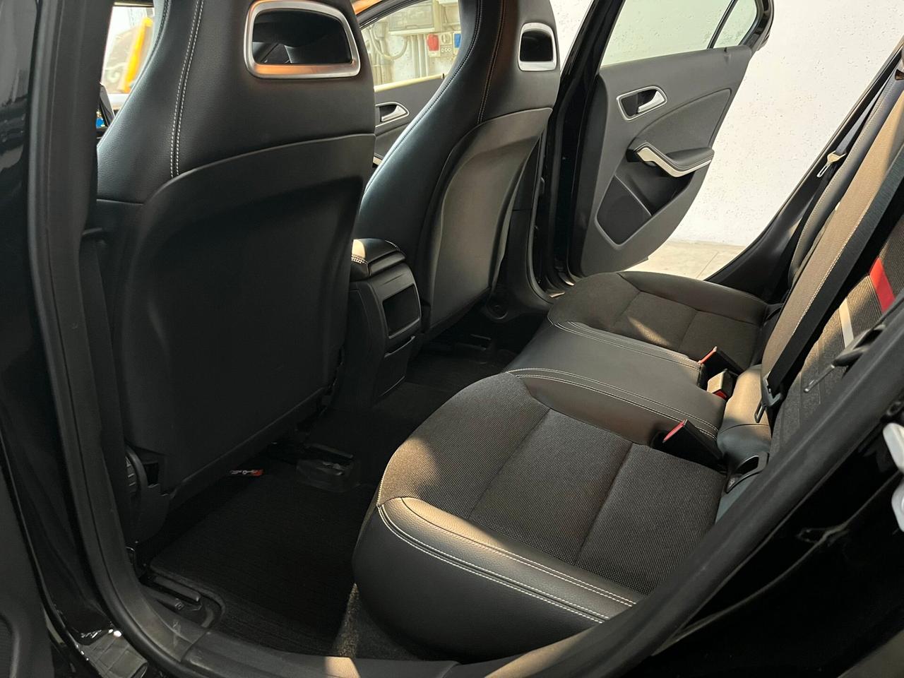 Mercedes-benz A 180 CDI Premium 109CV OK NEOPATENTATI