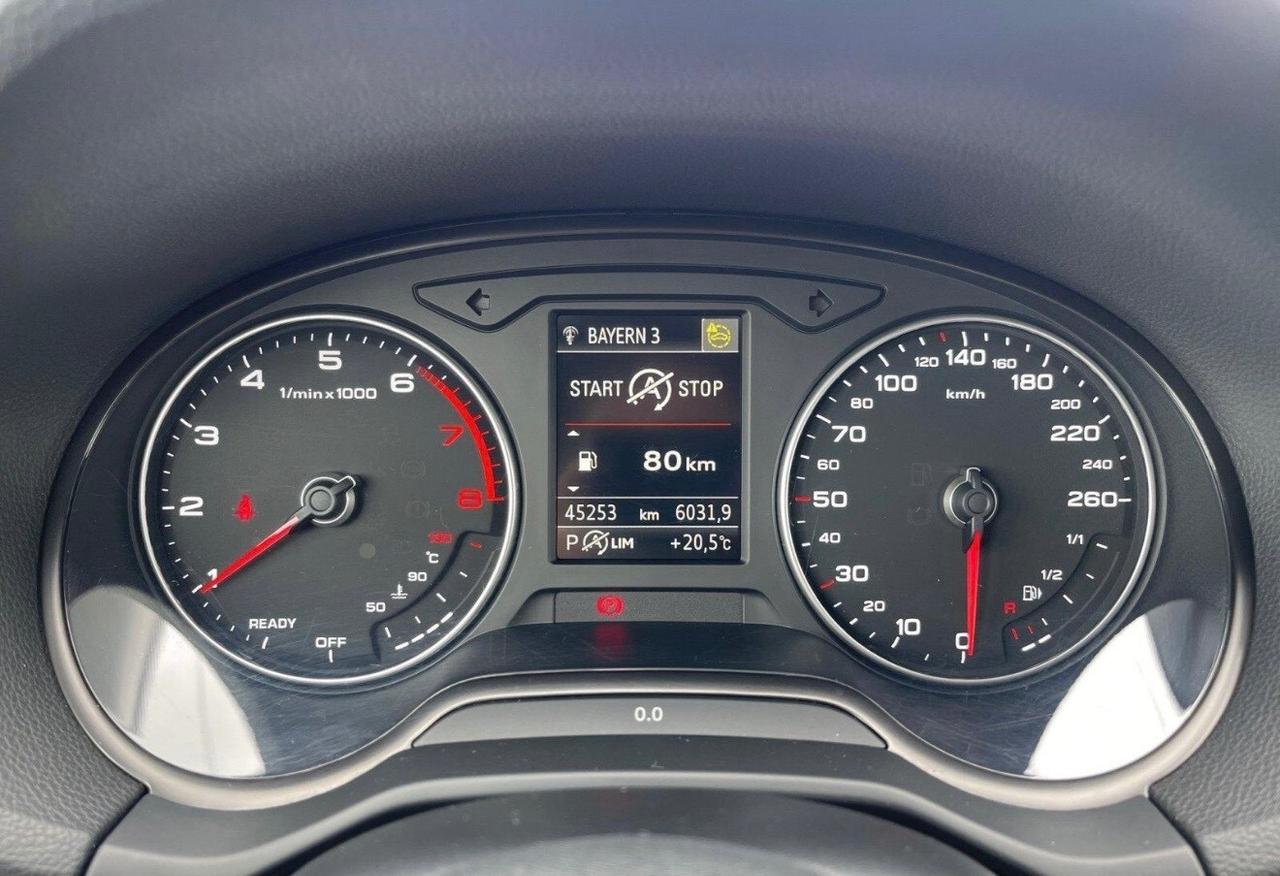 Audi Q2 35 TFSi Business Navi Led Pdc