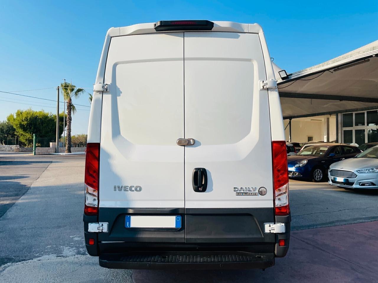 Iveco Daily 35 S14 136CV HI-MATIC L3H2