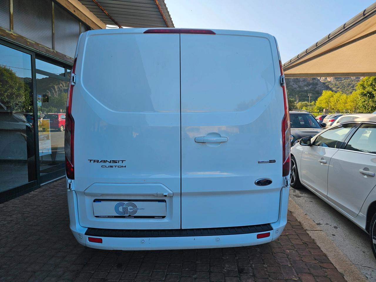 Ford Transit Custom 280 2.0 EcoBlue Hybrid 130 PC Titanium